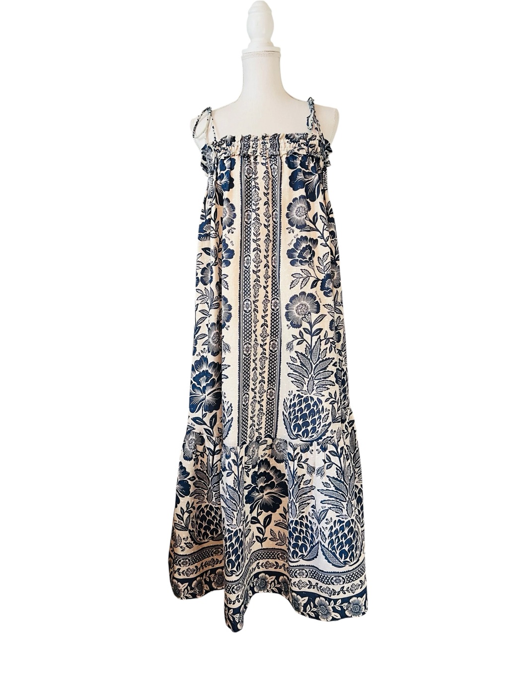 Farm Rio Blue And Cream Pineapple Maxi Dress Size Small